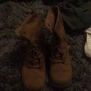 American eagle combat boots